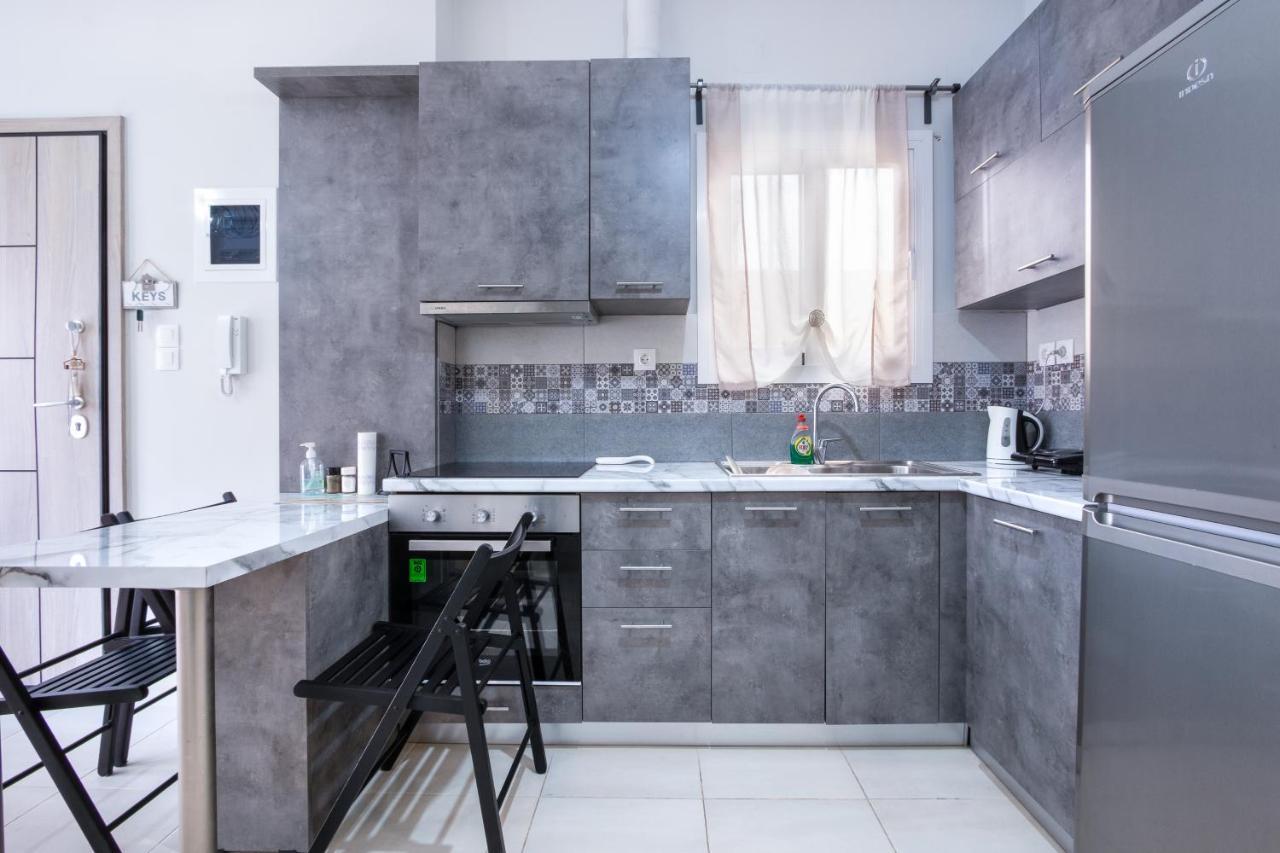 Urban Lifestyle Apartment In ピレウス エクステリア 写真